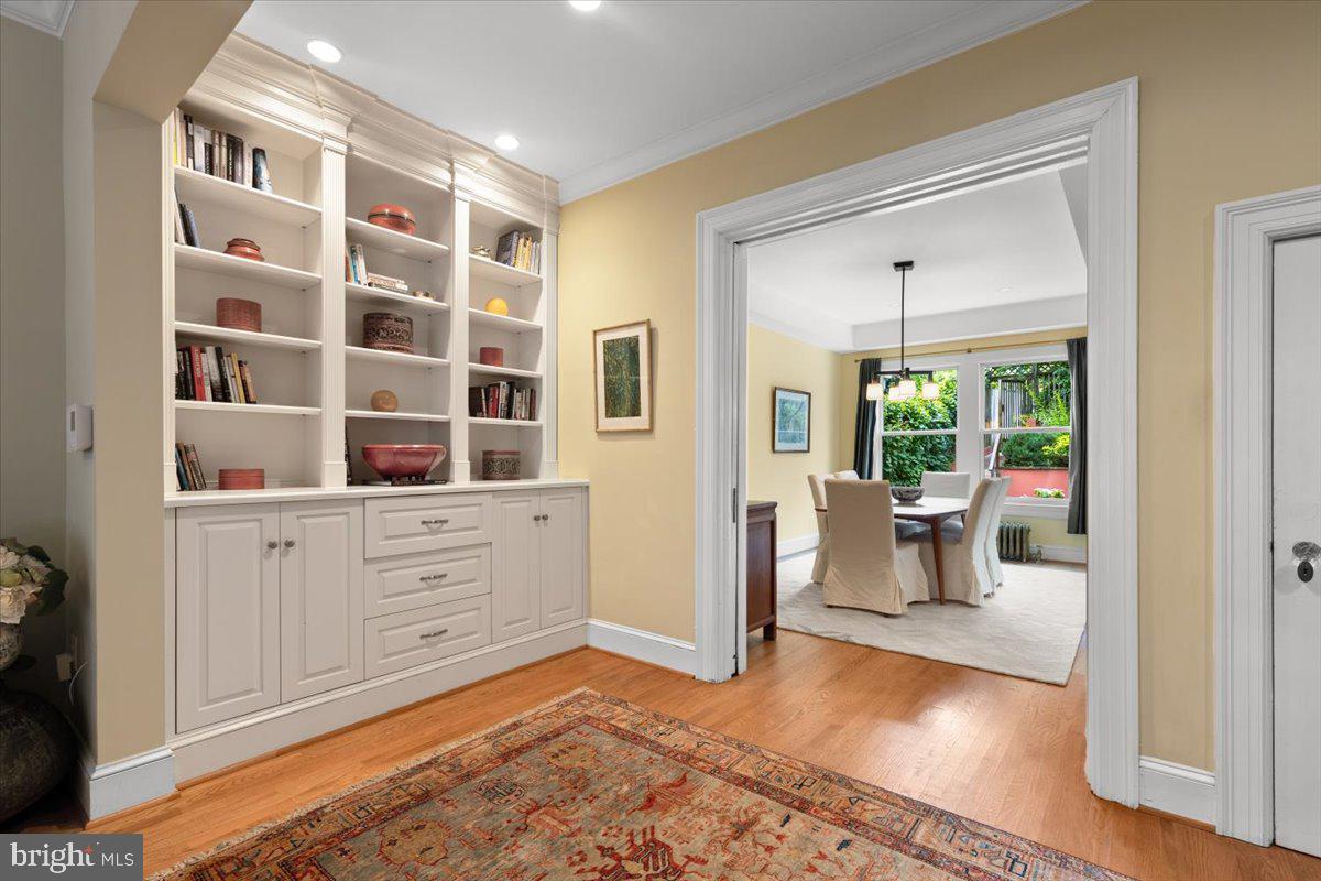 2816 27TH ST NW, WASHINGTON, District Of Columbia 20008, 4 Bedrooms Bedrooms, ,3 BathroomsBathrooms,Residential,For sale,2816 27TH ST NW,DCDC2207582 MLS # DCDC2207582