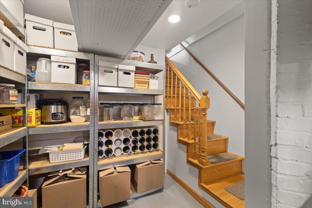 2816 27TH ST NW, WASHINGTON, District Of Columbia 20008, 4 Bedrooms Bedrooms, ,3 BathroomsBathrooms,Residential,For sale,2816 27TH ST NW,DCDC2207582 MLS # DCDC2207582