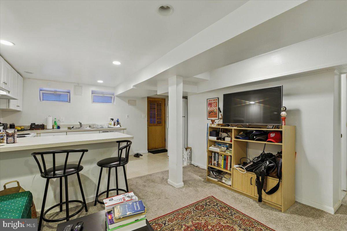 2816 27TH ST NW, WASHINGTON, District Of Columbia 20008, 4 Bedrooms Bedrooms, ,3 BathroomsBathrooms,Residential,For sale,2816 27TH ST NW,DCDC2207582 MLS # DCDC2207582