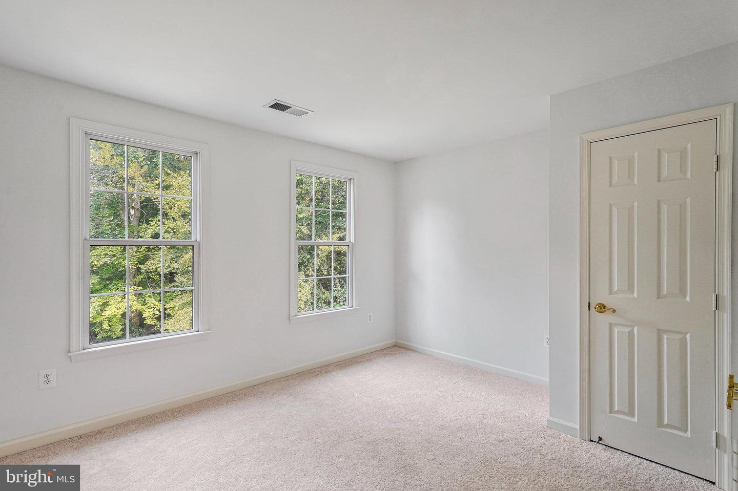 11021 WINDING BROOK CT, MANASSAS, Virginia 20111, 4 Bedrooms Bedrooms, ,2 BathroomsBathrooms,Residential,For sale,11021 WINDING BROOK CT,VAPW2100814 MLS # VAPW2100814