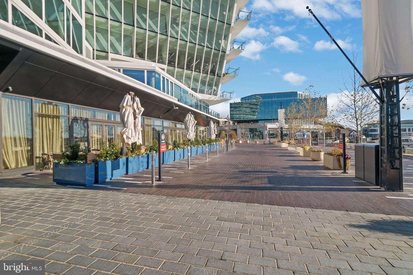 1515 1ST ST SW, WASHINGTON, District Of Columbia 20024, 3 Bedrooms Bedrooms, ,2 BathroomsBathrooms,Residential,For sale,1515 1ST ST SW,DCDC2214208 MLS # DCDC2214208