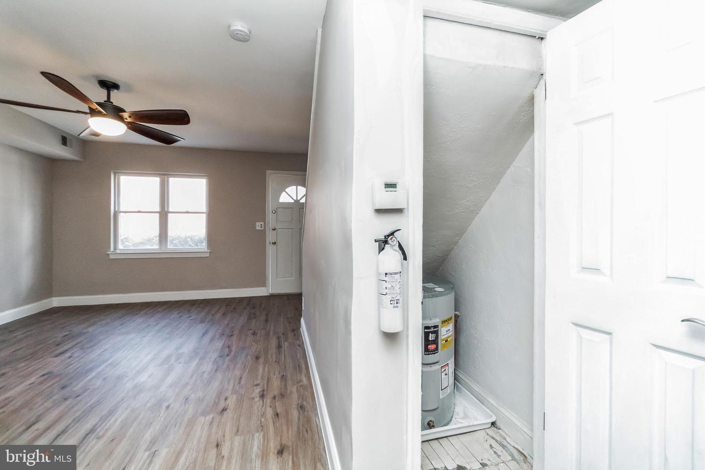 1515 1ST ST SW, WASHINGTON, District Of Columbia 20024, 3 Bedrooms Bedrooms, ,2 BathroomsBathrooms,Residential,For sale,1515 1ST ST SW,DCDC2214208 MLS # DCDC2214208