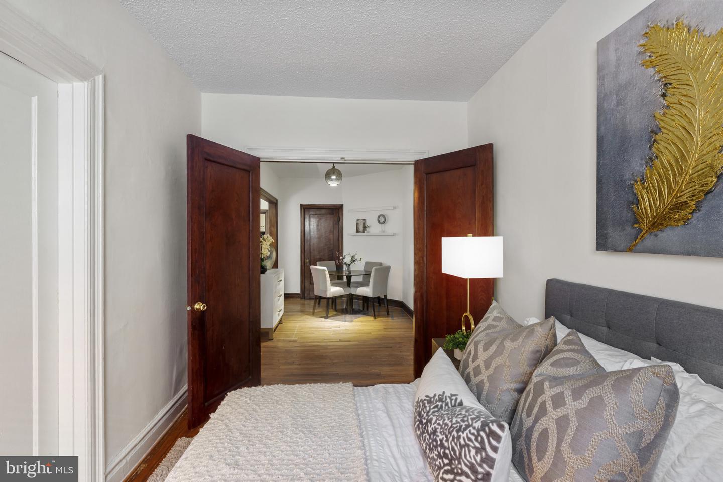 1332 15TH ST NW #2, WASHINGTON, District Of Columbia 20005, 2 Bedrooms Bedrooms, ,1 BathroomBathrooms,Residential,For sale,1332 15TH ST NW #2,DCDC2215152 MLS # DCDC2215152