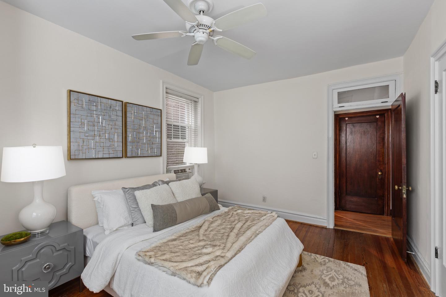 1332 15TH ST NW #2, WASHINGTON, District Of Columbia 20005, 2 Bedrooms Bedrooms, ,1 BathroomBathrooms,Residential,For sale,1332 15TH ST NW #2,DCDC2215152 MLS # DCDC2215152