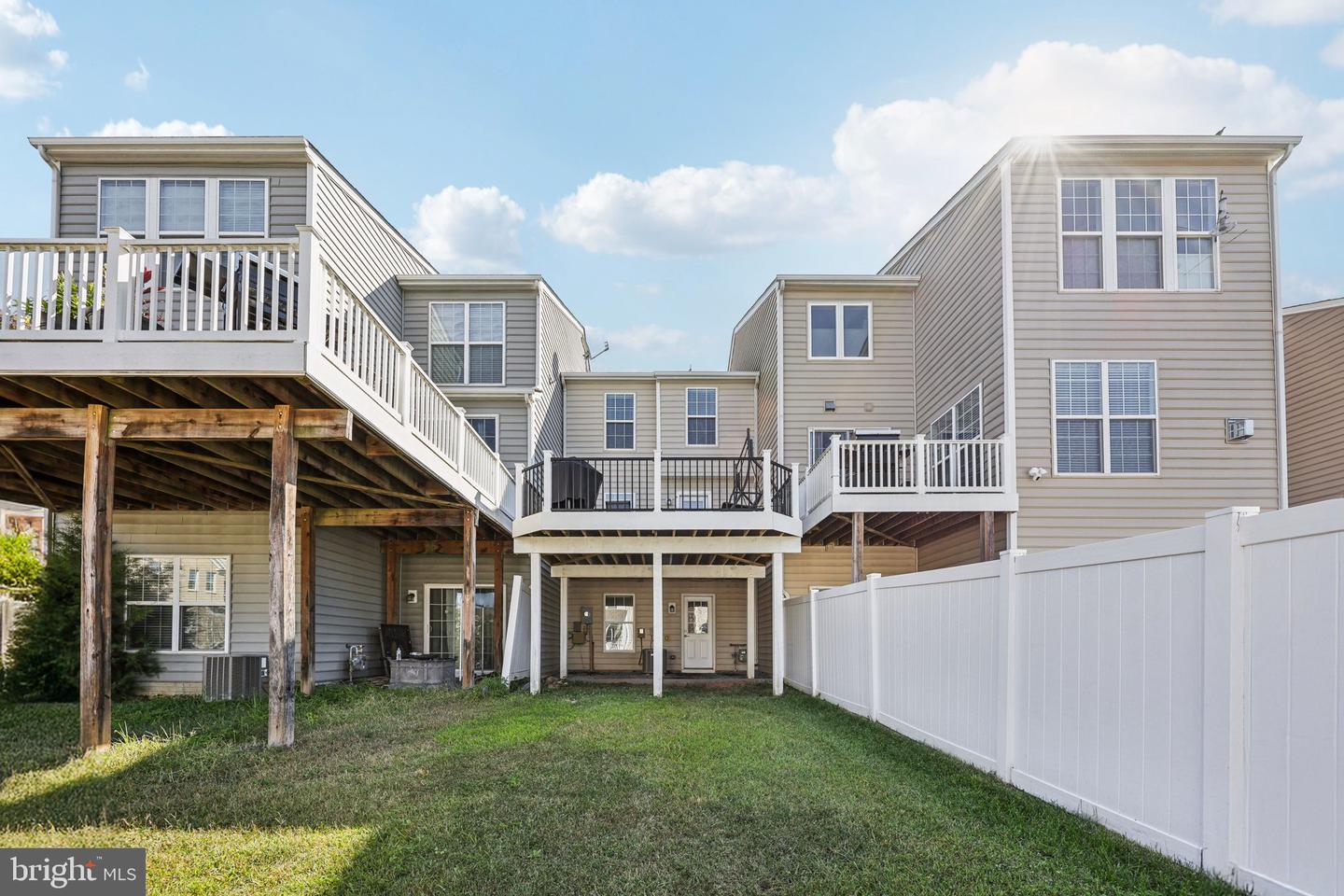 22273 RAMPSBECK TER, ASHBURN, Virginia 20148, 3 Bedrooms Bedrooms, ,1 BathroomBathrooms,Residential,For sale,22273 RAMPSBECK TER,VALO2105534 MLS # VALO2105534