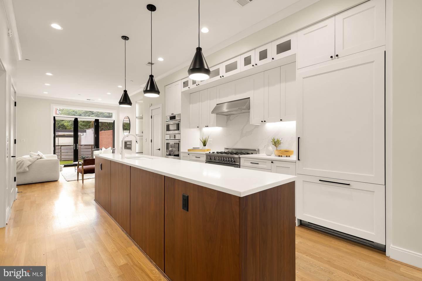 1311 D ST SE, WASHINGTON, District Of Columbia 20003, 4 Bedrooms Bedrooms, ,4 BathroomsBathrooms,Residential,For sale,1311 D ST SE,DCDC2217242 MLS # DCDC2217242