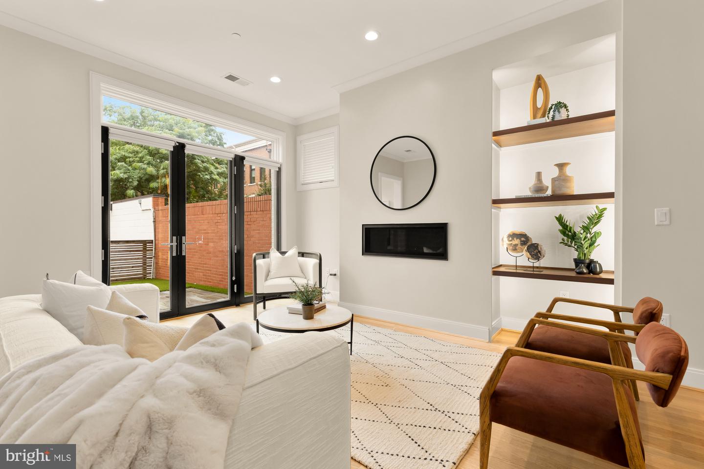 1311 D ST SE, WASHINGTON, District Of Columbia 20003, 4 Bedrooms Bedrooms, ,4 BathroomsBathrooms,Residential,For sale,1311 D ST SE,DCDC2217242 MLS # DCDC2217242