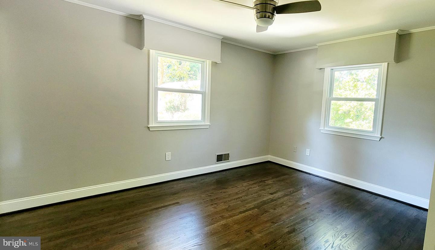 2306 MARLINE CT, WOODBRIDGE, Virginia 22192, 5 Bedrooms Bedrooms, ,3 BathroomsBathrooms,Residential,For sale,2306 MARLINE CT,VAPW2103278 MLS # VAPW2103278