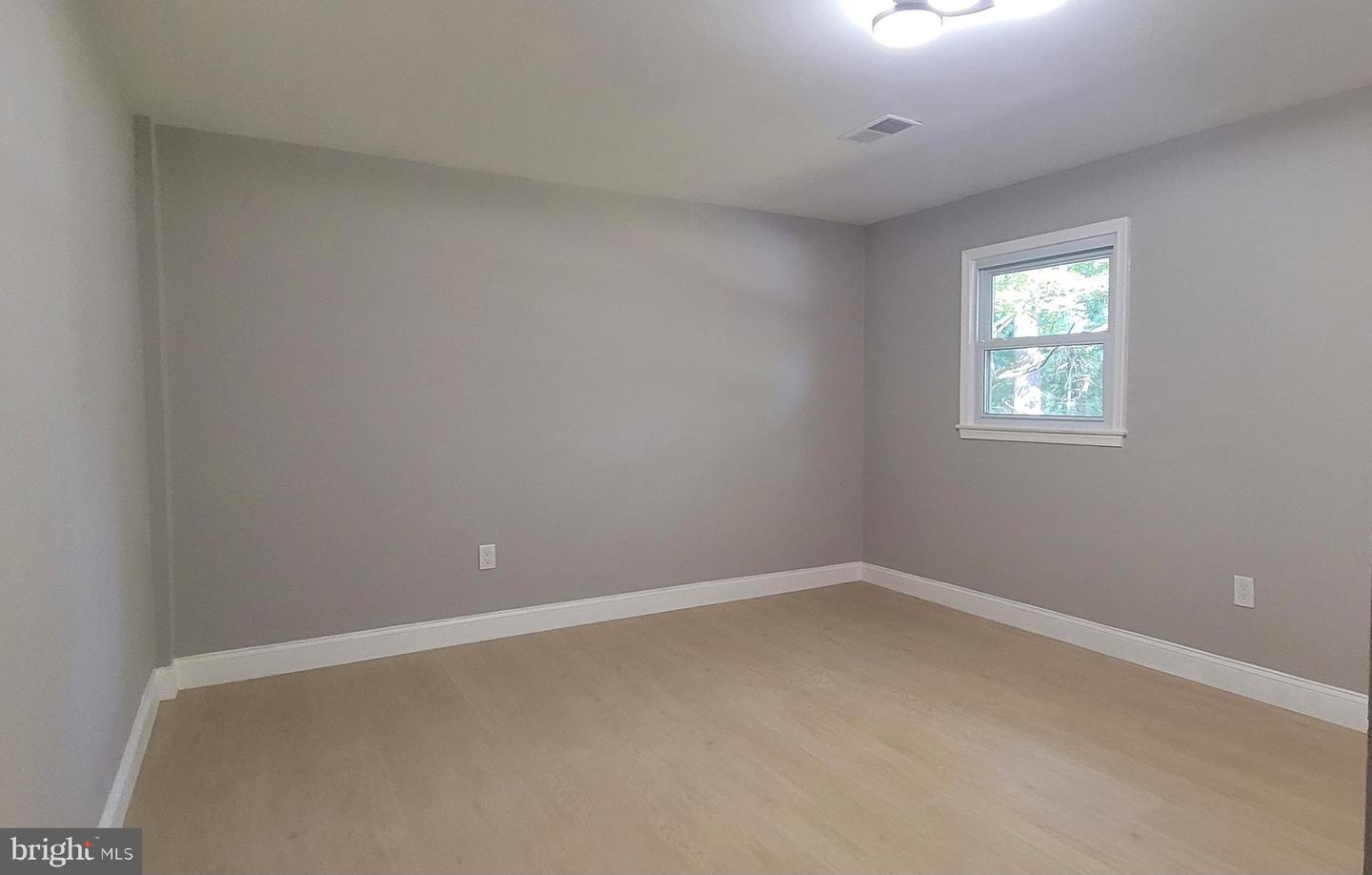 2306 MARLINE CT, WOODBRIDGE, Virginia 22192, 5 Bedrooms Bedrooms, ,3 BathroomsBathrooms,Residential,For sale,2306 MARLINE CT,VAPW2103278 MLS # VAPW2103278