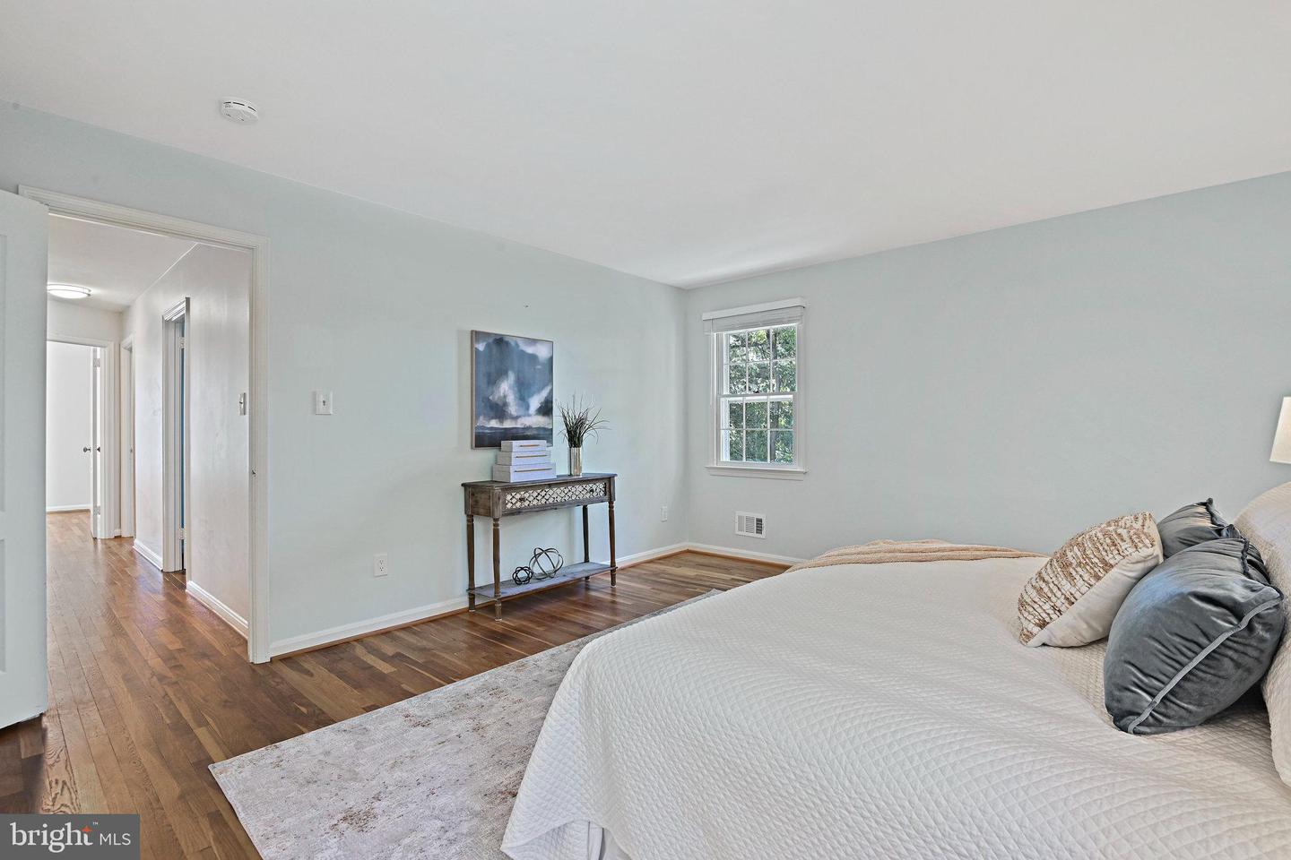 10200 TAMARACK DR, VIENNA, Virginia 22182, 5 Bedrooms Bedrooms, 16 Rooms Rooms,2 BathroomsBathrooms,Residential,For sale,10200 TAMARACK DR,VAFX2265032 MLS # VAFX2265032