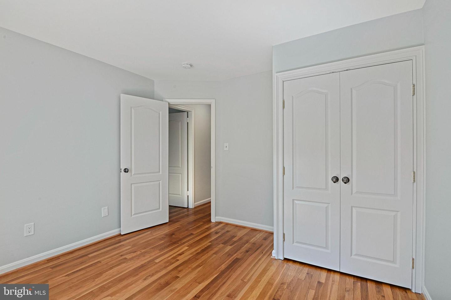 10200 TAMARACK DR, VIENNA, Virginia 22182, 5 Bedrooms Bedrooms, 16 Rooms Rooms,2 BathroomsBathrooms,Residential,For sale,10200 TAMARACK DR,VAFX2265032 MLS # VAFX2265032