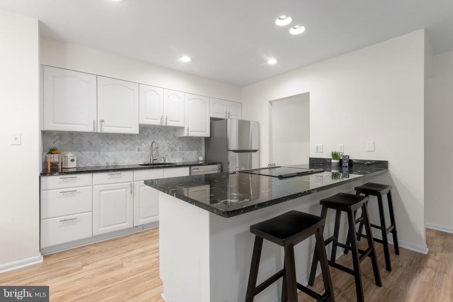11401 TURNMILL LN, RESTON, Virginia 20191, 3 Bedrooms Bedrooms, 5 Rooms Rooms,2 BathroomsBathrooms,Residential,For sale,11401 TURNMILL LN,VAFX2265094 MLS # VAFX2265094