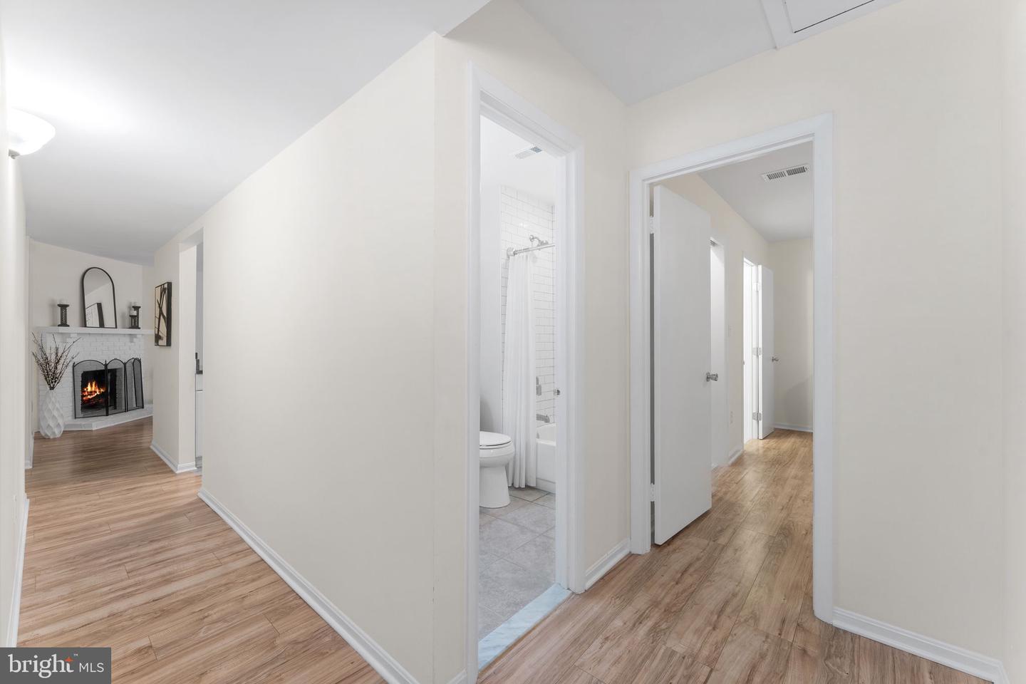 11401 TURNMILL LN, RESTON, Virginia 20191, 3 Bedrooms Bedrooms, 5 Rooms Rooms,2 BathroomsBathrooms,Residential,For sale,11401 TURNMILL LN,VAFX2265094 MLS # VAFX2265094