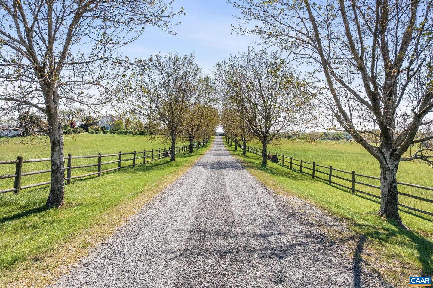 2328 LIBERTY CORNER RD, ESMONT, Virginia 22937, 4 Bedrooms Bedrooms, ,3 BathroomsBathrooms,Residential,For sale,2328 LIBERTY CORNER RD,661342 MLS # 661342