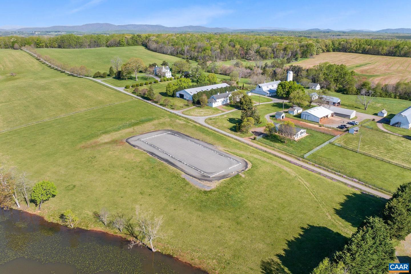2328 LIBERTY CORNER RD, ESMONT, Virginia 22937, 4 Bedrooms Bedrooms, ,3 BathroomsBathrooms,Residential,For sale,2328 LIBERTY CORNER RD,661342 MLS # 661342