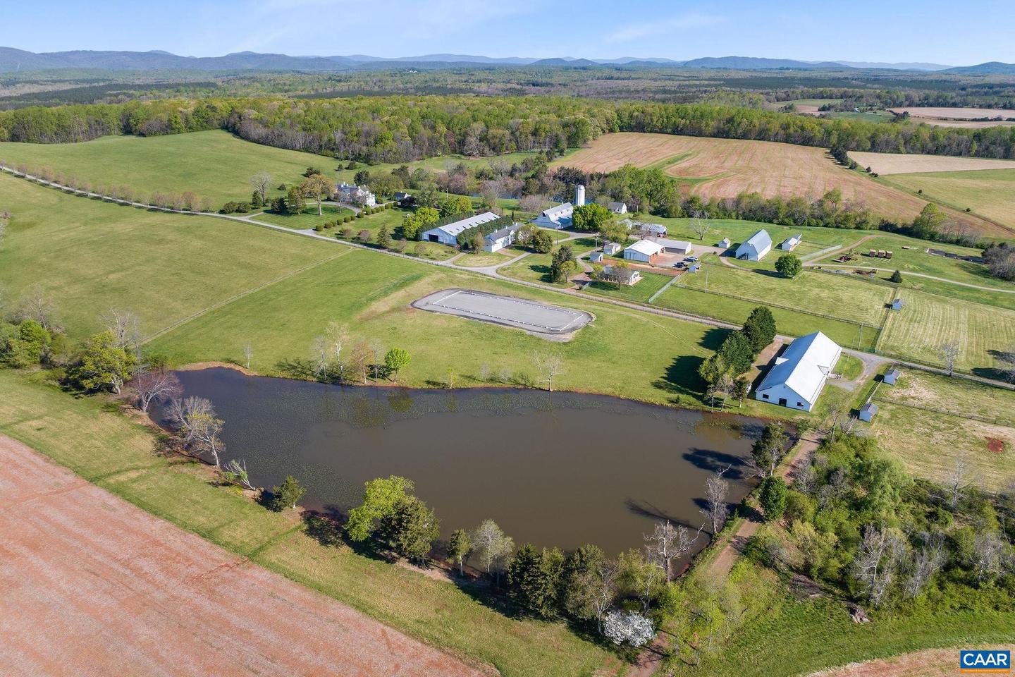 2328 LIBERTY CORNER RD, ESMONT, Virginia 22937, 4 Bedrooms Bedrooms, ,3 BathroomsBathrooms,Residential,For sale,2328 LIBERTY CORNER RD,661342 MLS # 661342