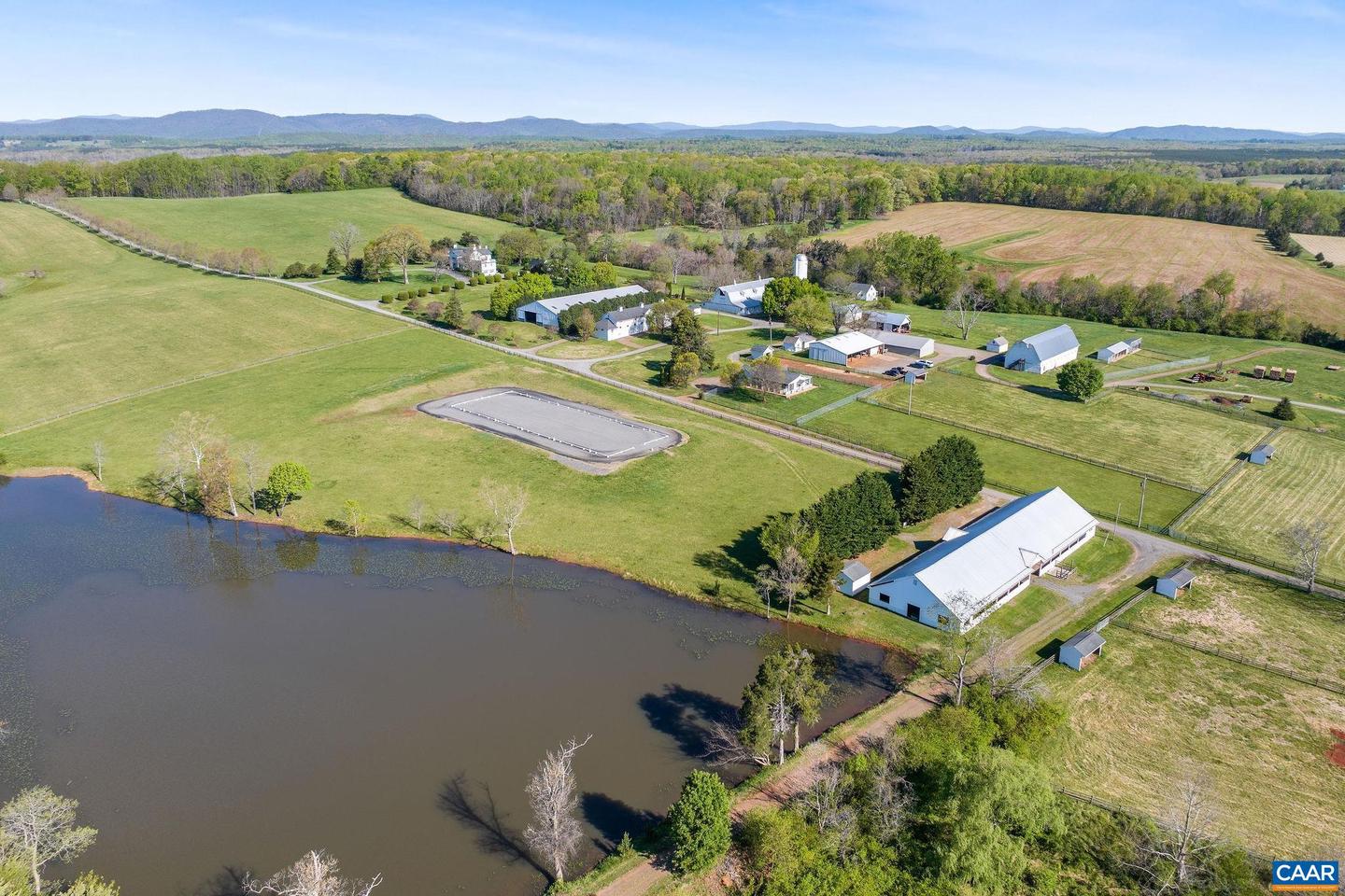 2328 LIBERTY CORNER RD, ESMONT, Virginia 22937, 4 Bedrooms Bedrooms, ,3 BathroomsBathrooms,Residential,For sale,2328 LIBERTY CORNER RD,661342 MLS # 661342
