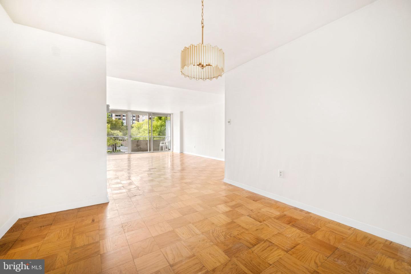 3001 VEAZEY TER NW #615, WASHINGTON, District Of Columbia 20008, 1 Bedroom Bedrooms, ,1 BathroomBathrooms,Residential,For sale,3001 VEAZEY TER NW #615,DCDC2202002 MLS # DCDC2202002