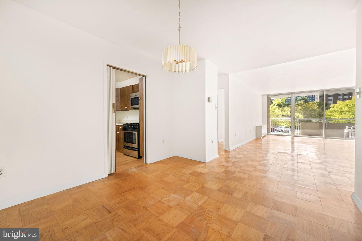 3001 VEAZEY TER NW #615, WASHINGTON, District Of Columbia 20008, 1 Bedroom Bedrooms, ,1 BathroomBathrooms,Residential,For sale,3001 VEAZEY TER NW #615,DCDC2202002 MLS # DCDC2202002