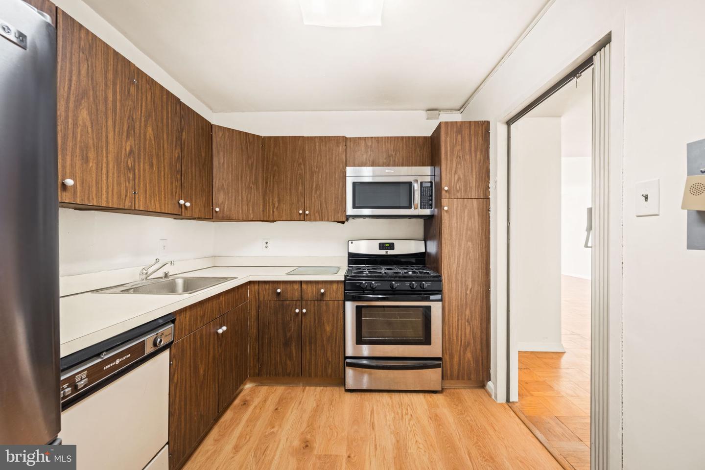 3001 VEAZEY TER NW #615, WASHINGTON, District Of Columbia 20008, 1 Bedroom Bedrooms, ,1 BathroomBathrooms,Residential,For sale,3001 VEAZEY TER NW #615,DCDC2202002 MLS # DCDC2202002