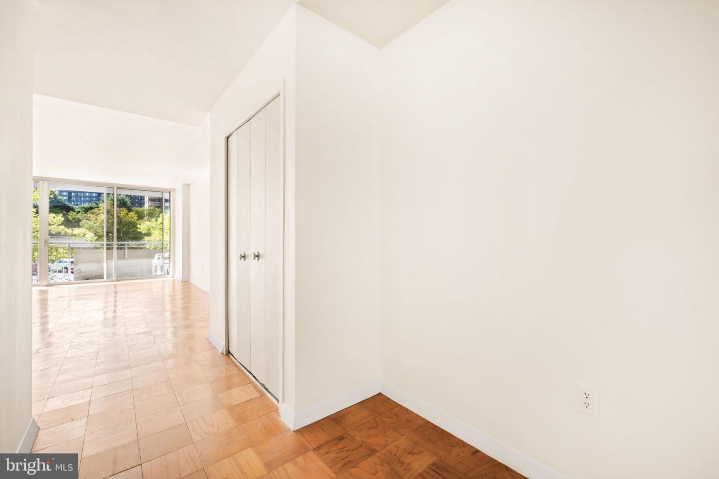 3001 VEAZEY TER NW #615, WASHINGTON, District Of Columbia 20008, 1 Bedroom Bedrooms, ,1 BathroomBathrooms,Residential,For sale,3001 VEAZEY TER NW #615,DCDC2202002 MLS # DCDC2202002