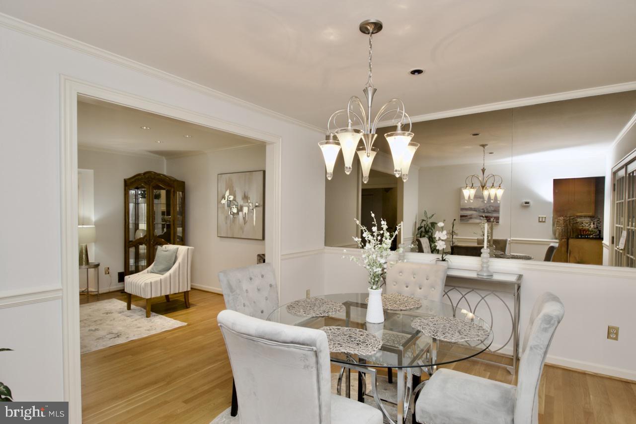 FALLS CHURCH, Virginia 22042, 4 Bedrooms Bedrooms, ,2 BathroomsBathrooms,Residential,For sale,VAFX2249018 MLS # VAFX2249018