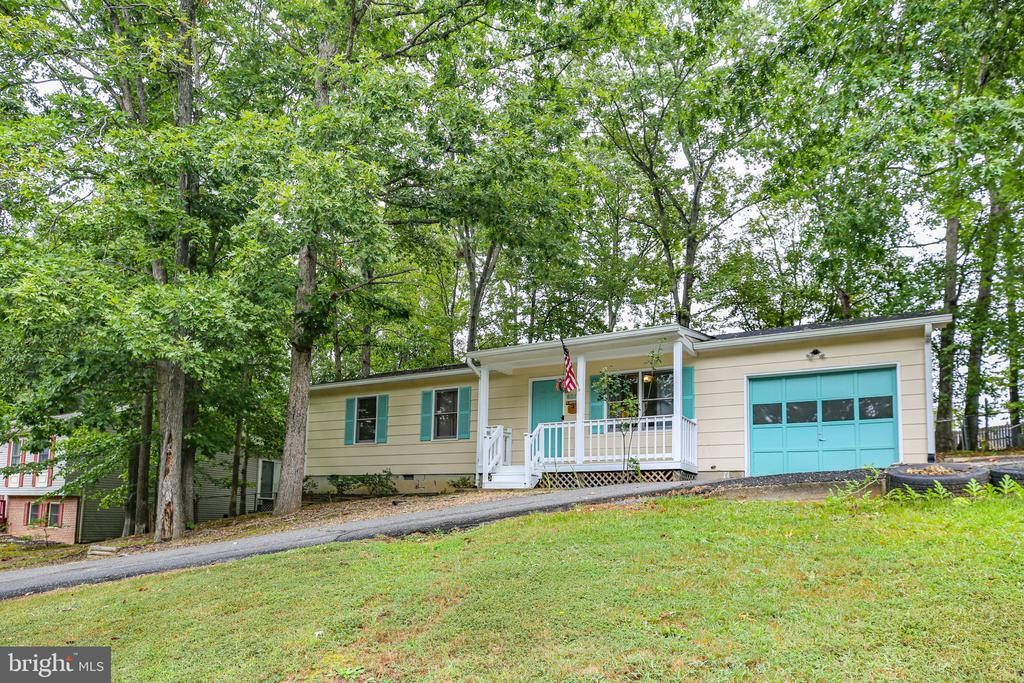 6317 PLANTATION FOREST DR, SPOTSYLVANIA, Virginia 22553, 3 Bedrooms Bedrooms, ,1 BathroomBathrooms,Residential,6317 PLANTATION FOREST DR,VASP2036276 MLS # VASP2036276