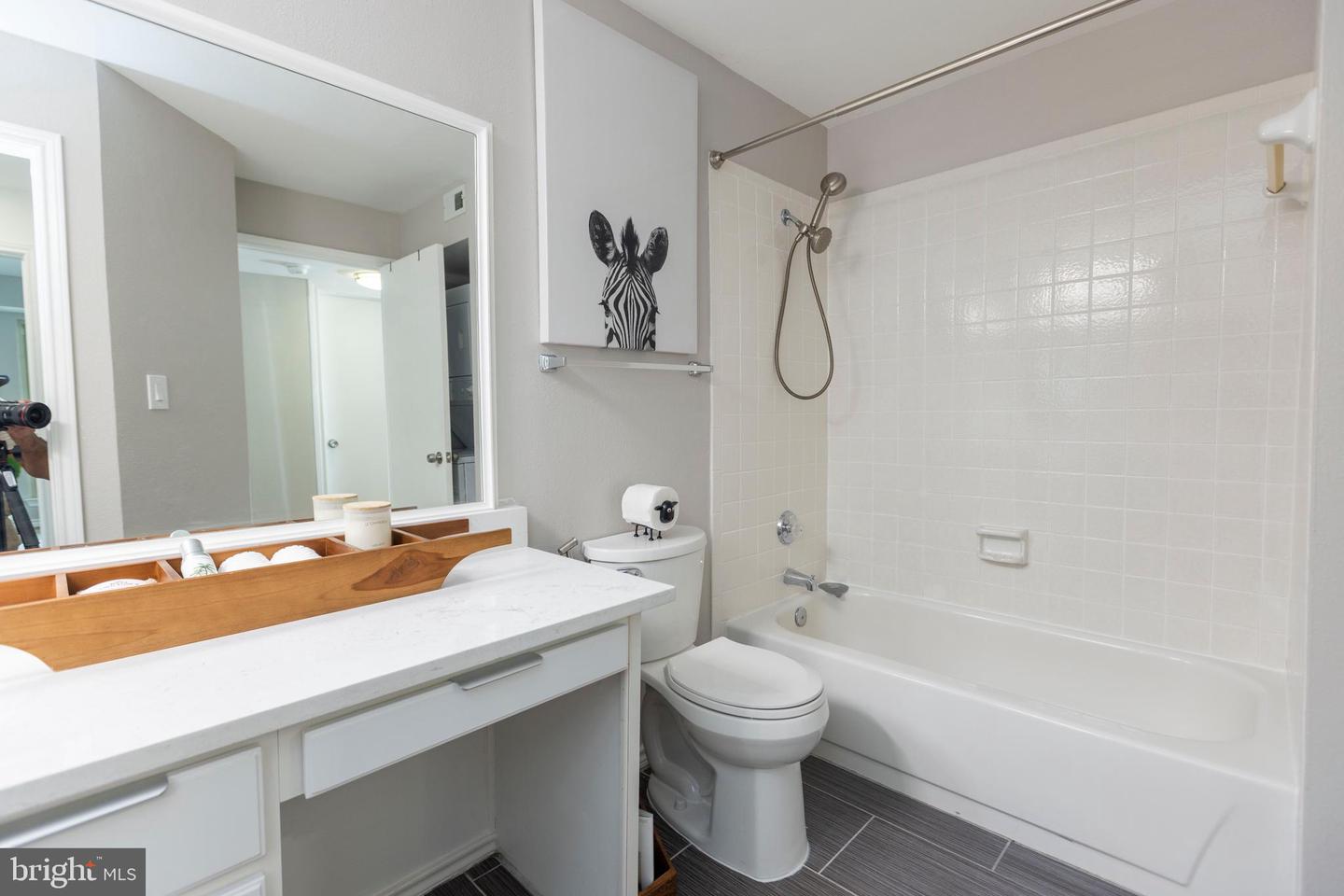 3916 PENDERVIEW DR #435, FAIRFAX, Virginia 22033, 1 Bedroom Bedrooms, ,1 BathroomBathrooms,Residential,For sale,3916 PENDERVIEW DR #435,VAFX2259780 MLS # VAFX2259780