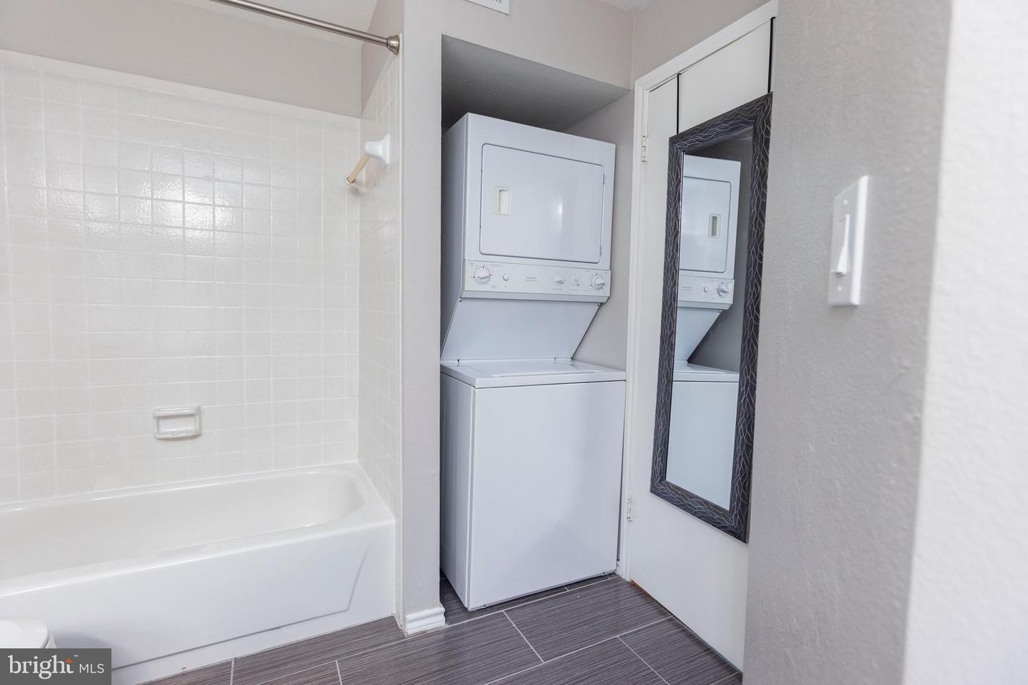 3916 PENDERVIEW DR #435, FAIRFAX, Virginia 22033, 1 Bedroom Bedrooms, ,1 BathroomBathrooms,Residential,For sale,3916 PENDERVIEW DR #435,VAFX2259780 MLS # VAFX2259780