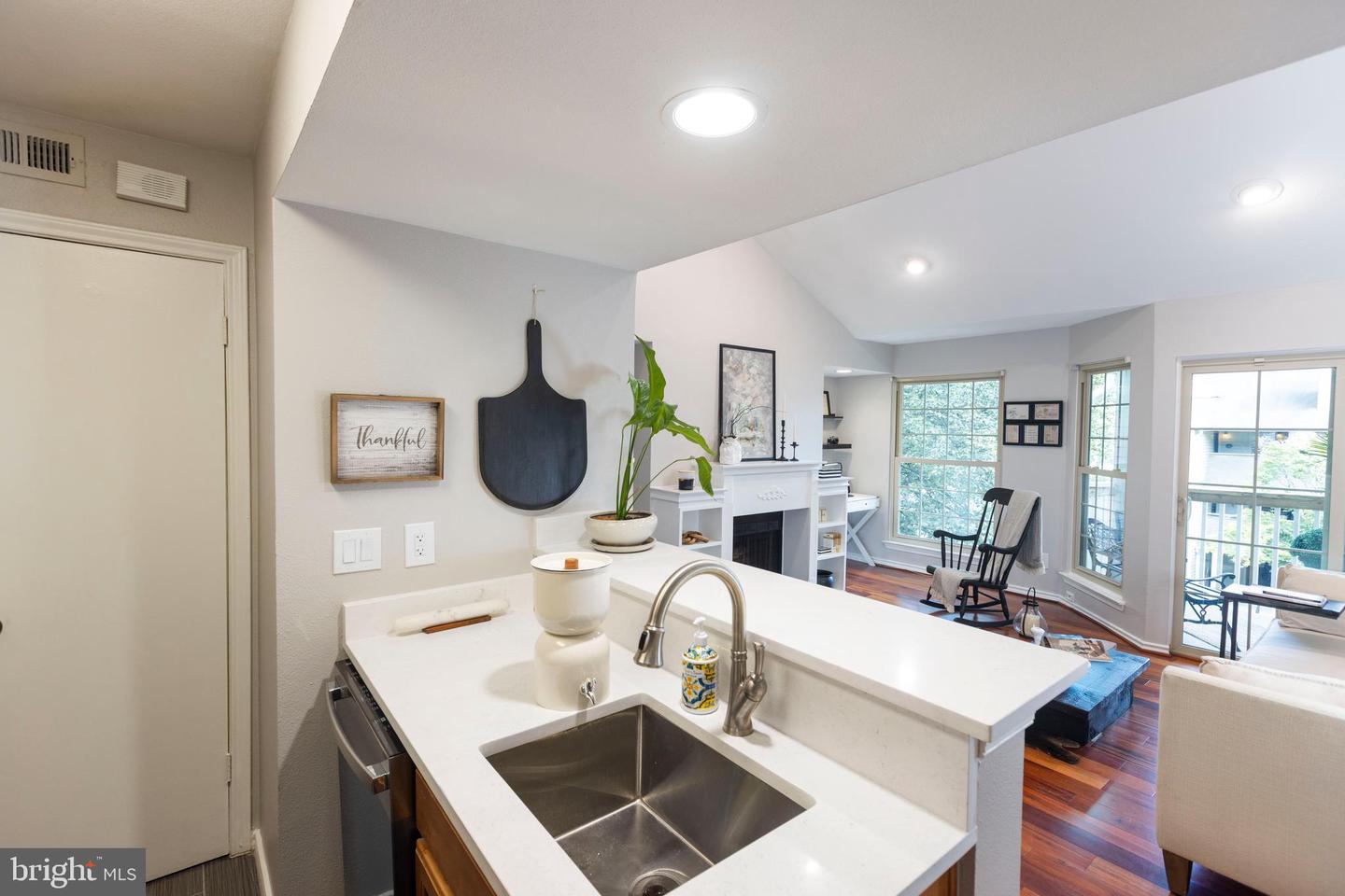 3916 PENDERVIEW DR #435, FAIRFAX, Virginia 22033, 1 Bedroom Bedrooms, ,1 BathroomBathrooms,Residential,For sale,3916 PENDERVIEW DR #435,VAFX2259780 MLS # VAFX2259780