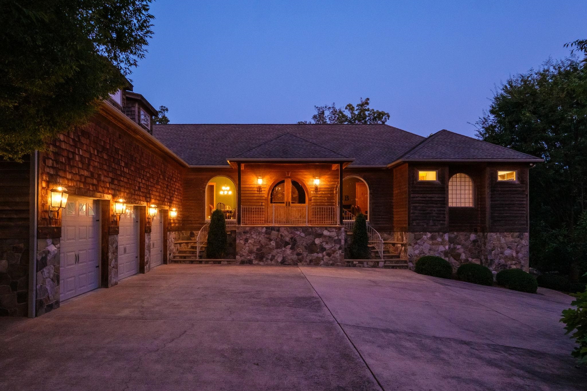 8313 ROCK HILL LN, LINVILLE, Virginia 22834, 6 Bedrooms Bedrooms, ,4 BathroomsBathrooms,Residential,8313 ROCK HILL LN,669013 MLS # 669013