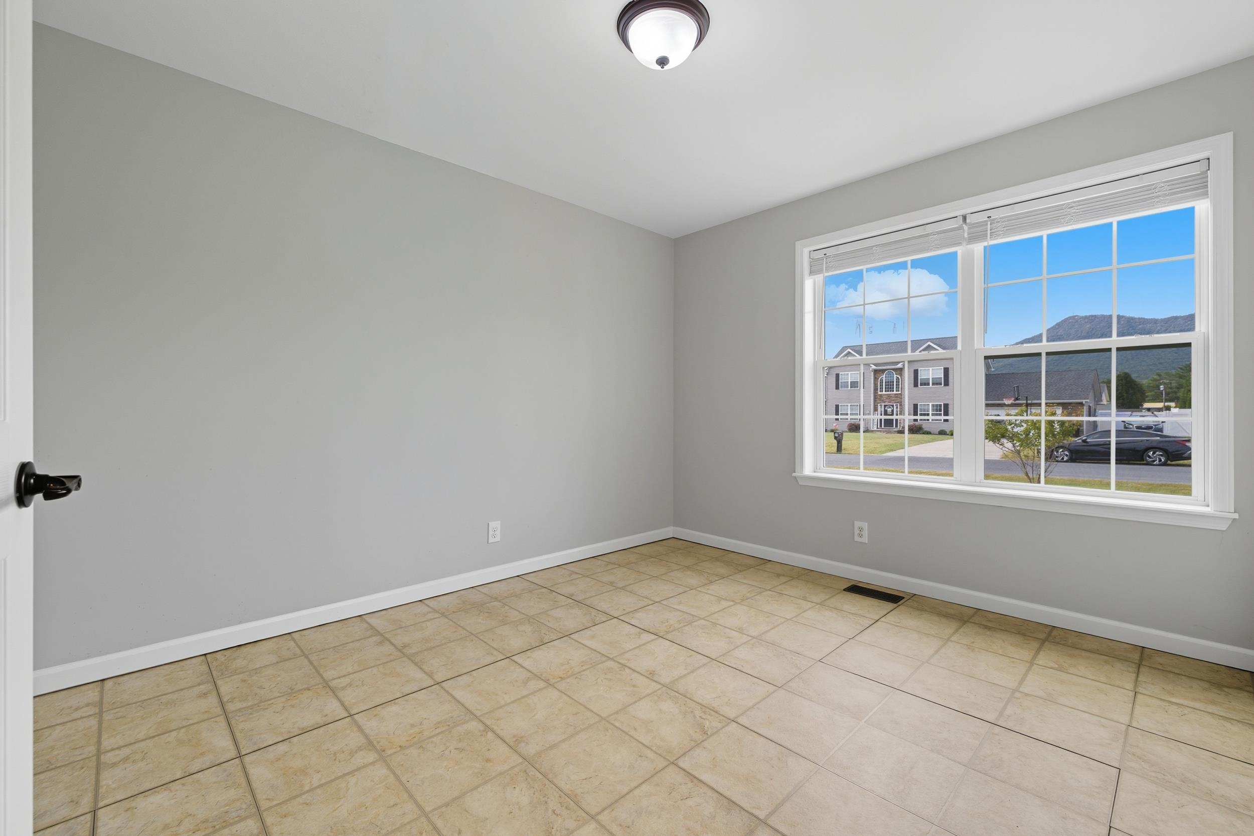 9280 KING RUSSELL CT, MCGAHEYSVILLE, Virginia 22840, 5 Bedrooms Bedrooms, ,3 BathroomsBathrooms,Residential,9280 KING RUSSELL CT,669025 MLS # 669025