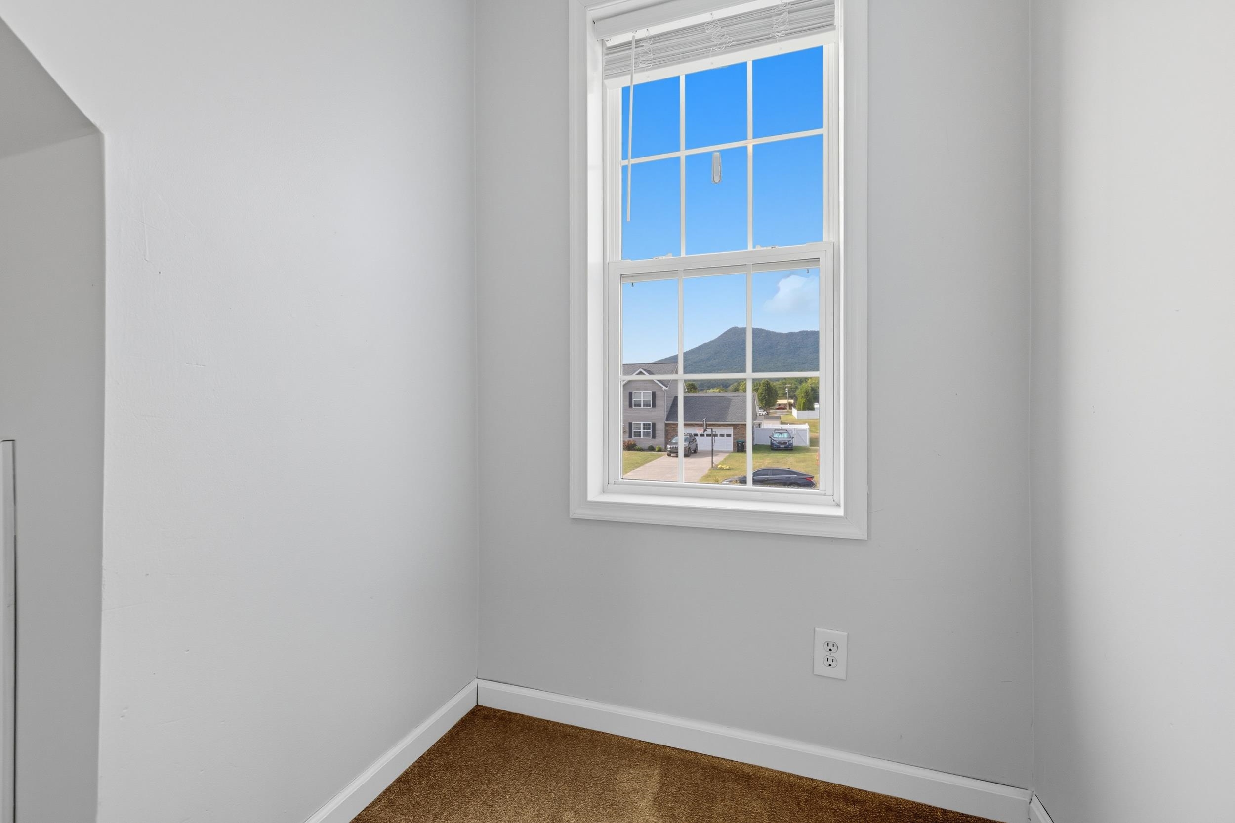 9280 KING RUSSELL CT, MCGAHEYSVILLE, Virginia 22840, 5 Bedrooms Bedrooms, ,3 BathroomsBathrooms,Residential,9280 KING RUSSELL CT,669025 MLS # 669025