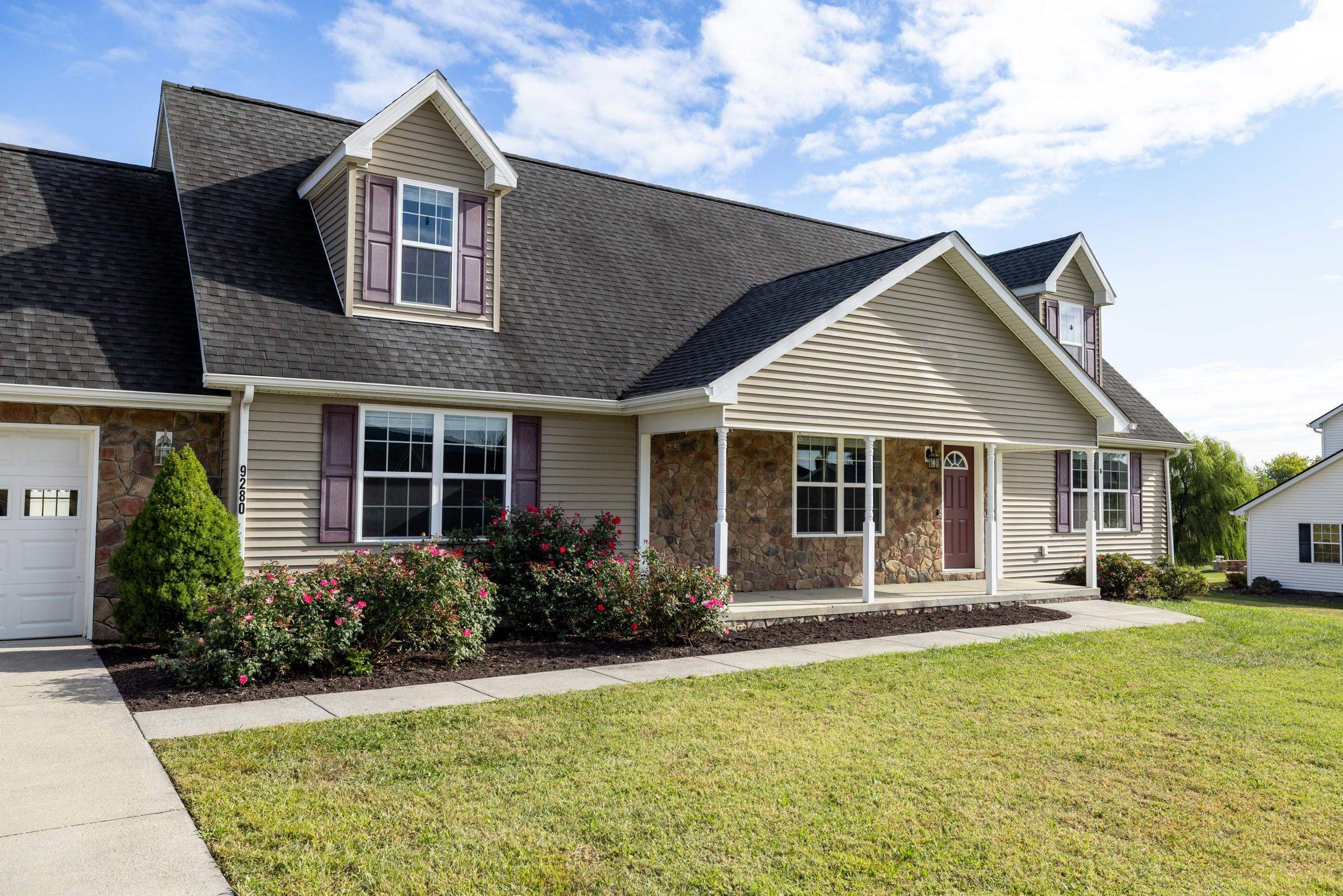 9280 KING RUSSELL CT, MCGAHEYSVILLE, Virginia 22840, 5 Bedrooms Bedrooms, ,3 BathroomsBathrooms,Residential,9280 KING RUSSELL CT,669025 MLS # 669025
