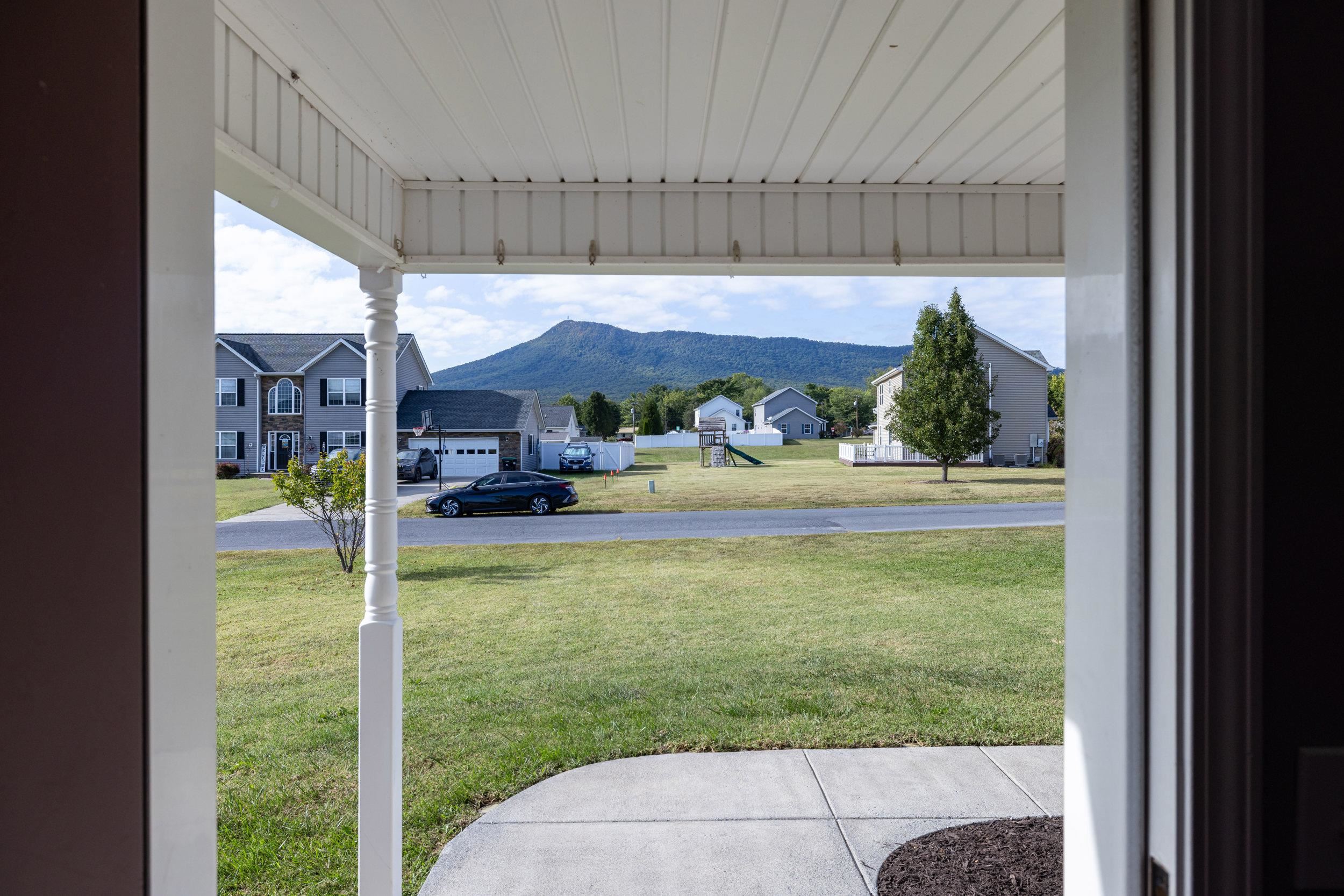 9280 KING RUSSELL CT, MCGAHEYSVILLE, Virginia 22840, 5 Bedrooms Bedrooms, ,3 BathroomsBathrooms,Residential,9280 KING RUSSELL CT,669025 MLS # 669025