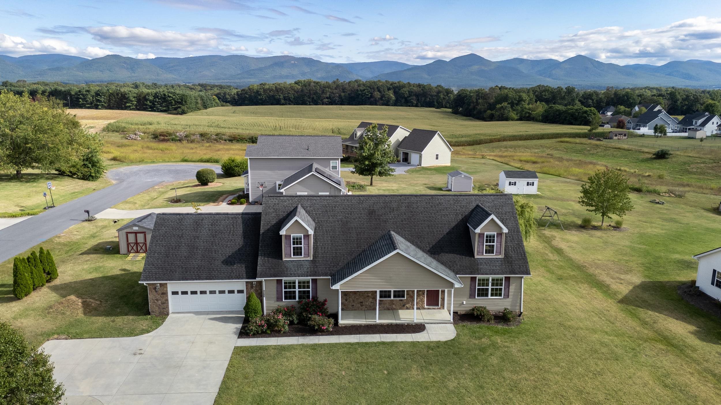 9280 KING RUSSELL CT, MCGAHEYSVILLE, Virginia 22840, 5 Bedrooms Bedrooms, ,3 BathroomsBathrooms,Residential,9280 KING RUSSELL CT,669025 MLS # 669025