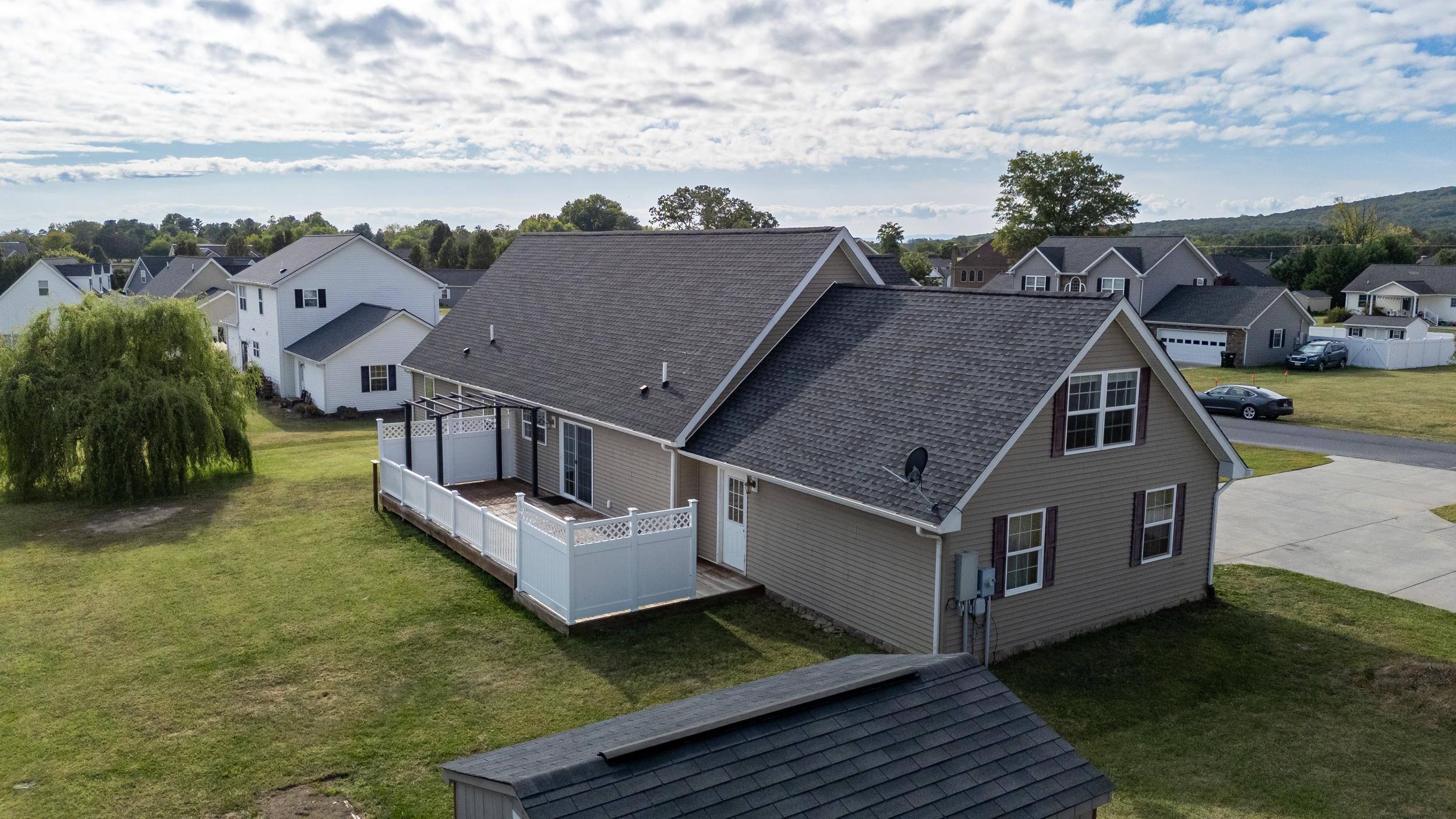 9280 KING RUSSELL CT, MCGAHEYSVILLE, Virginia 22840, 5 Bedrooms Bedrooms, ,3 BathroomsBathrooms,Residential,9280 KING RUSSELL CT,669025 MLS # 669025