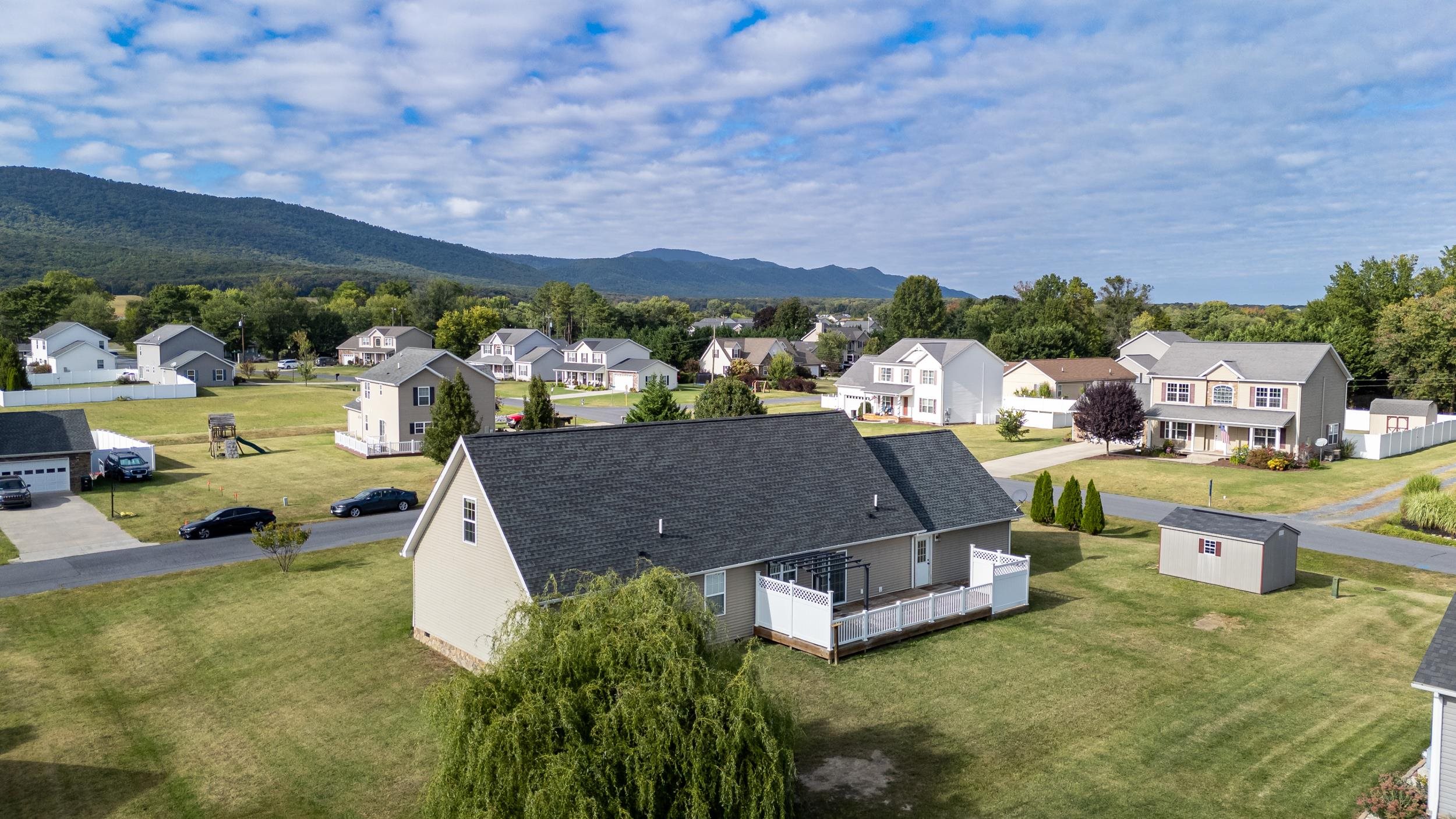 9280 KING RUSSELL CT, MCGAHEYSVILLE, Virginia 22840, 5 Bedrooms Bedrooms, ,3 BathroomsBathrooms,Residential,9280 KING RUSSELL CT,669025 MLS # 669025