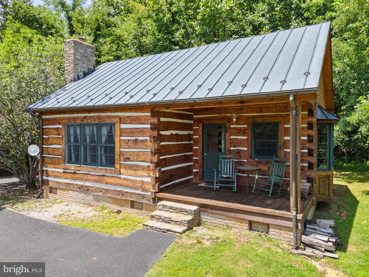 156 BEAR WALLOW RD, HUNTLY, Virginia 22640, 2 Bedrooms Bedrooms, ,3 BathroomsBathrooms,Residential,For sale,156 BEAR WALLOW RD,VARP2002224 MLS # VARP2002224