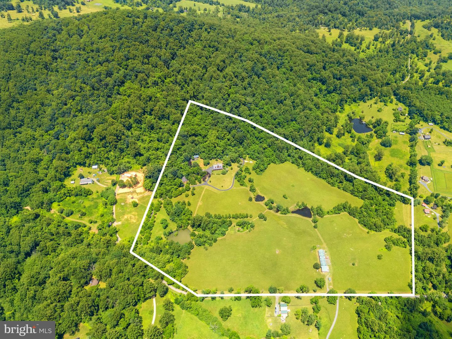 156 BEAR WALLOW RD, HUNTLY, Virginia 22640, 2 Bedrooms Bedrooms, ,3 BathroomsBathrooms,Residential,For sale,156 BEAR WALLOW RD,VARP2002224 MLS # VARP2002224