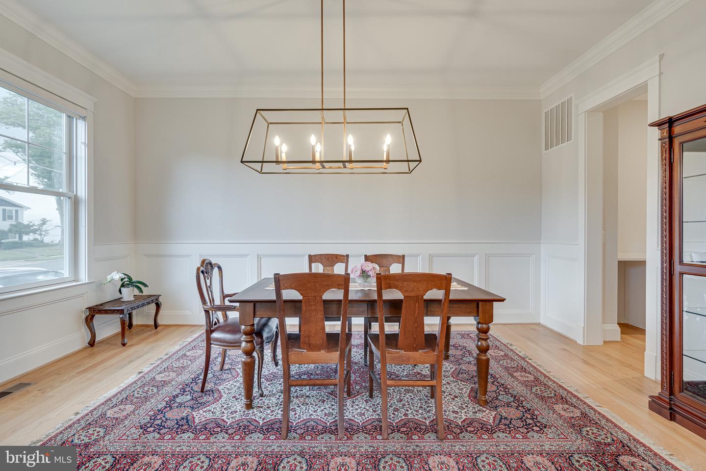 6501 DIVINE ST, MCLEAN, Virginia 22101, 7 Bedrooms Bedrooms, ,6 BathroomsBathrooms,Residential,For sale,6501 DIVINE ST,VAFX2261258 MLS # VAFX2261258