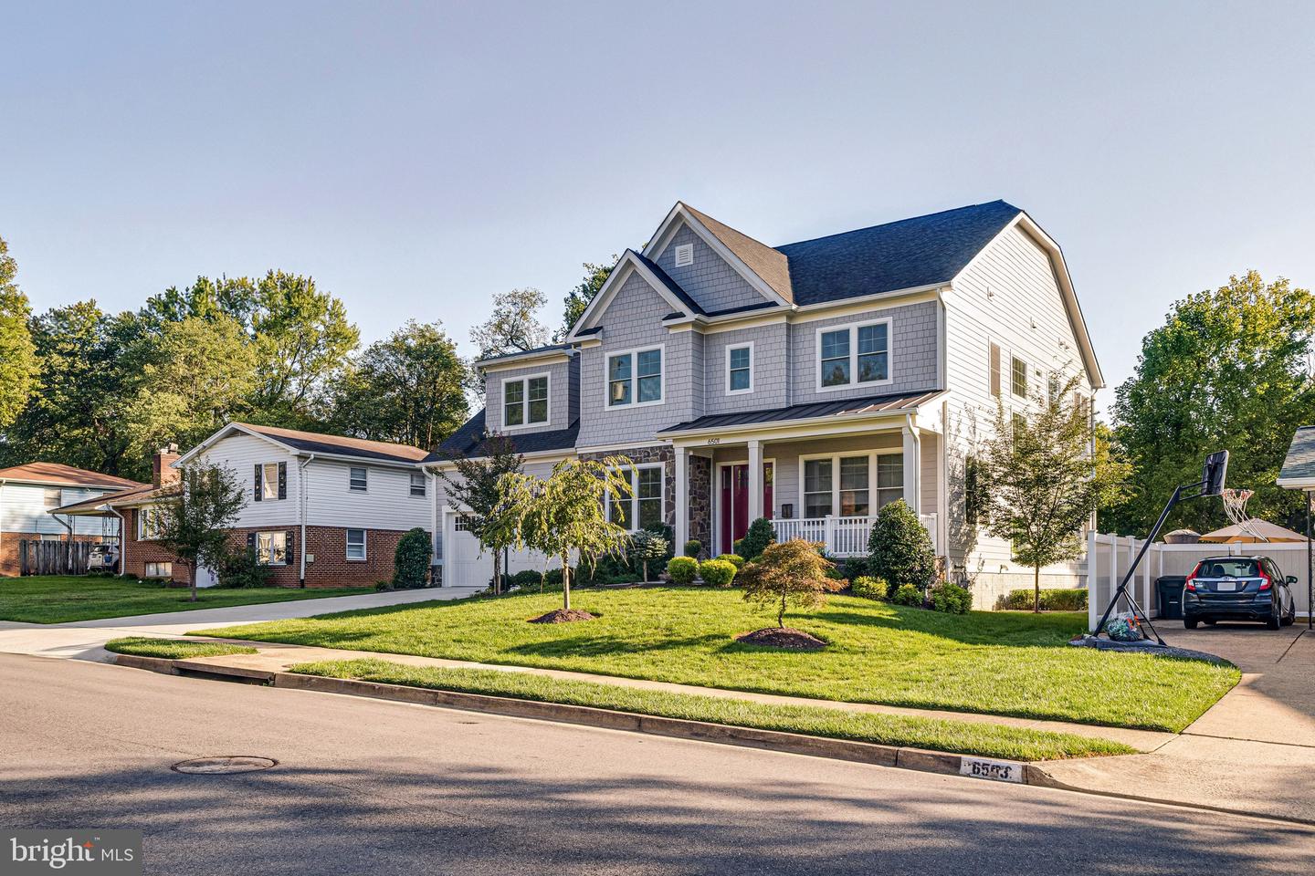6501 DIVINE ST, MCLEAN, Virginia 22101, 7 Bedrooms Bedrooms, ,6 BathroomsBathrooms,Residential,For sale,6501 DIVINE ST,VAFX2261258 MLS # VAFX2261258