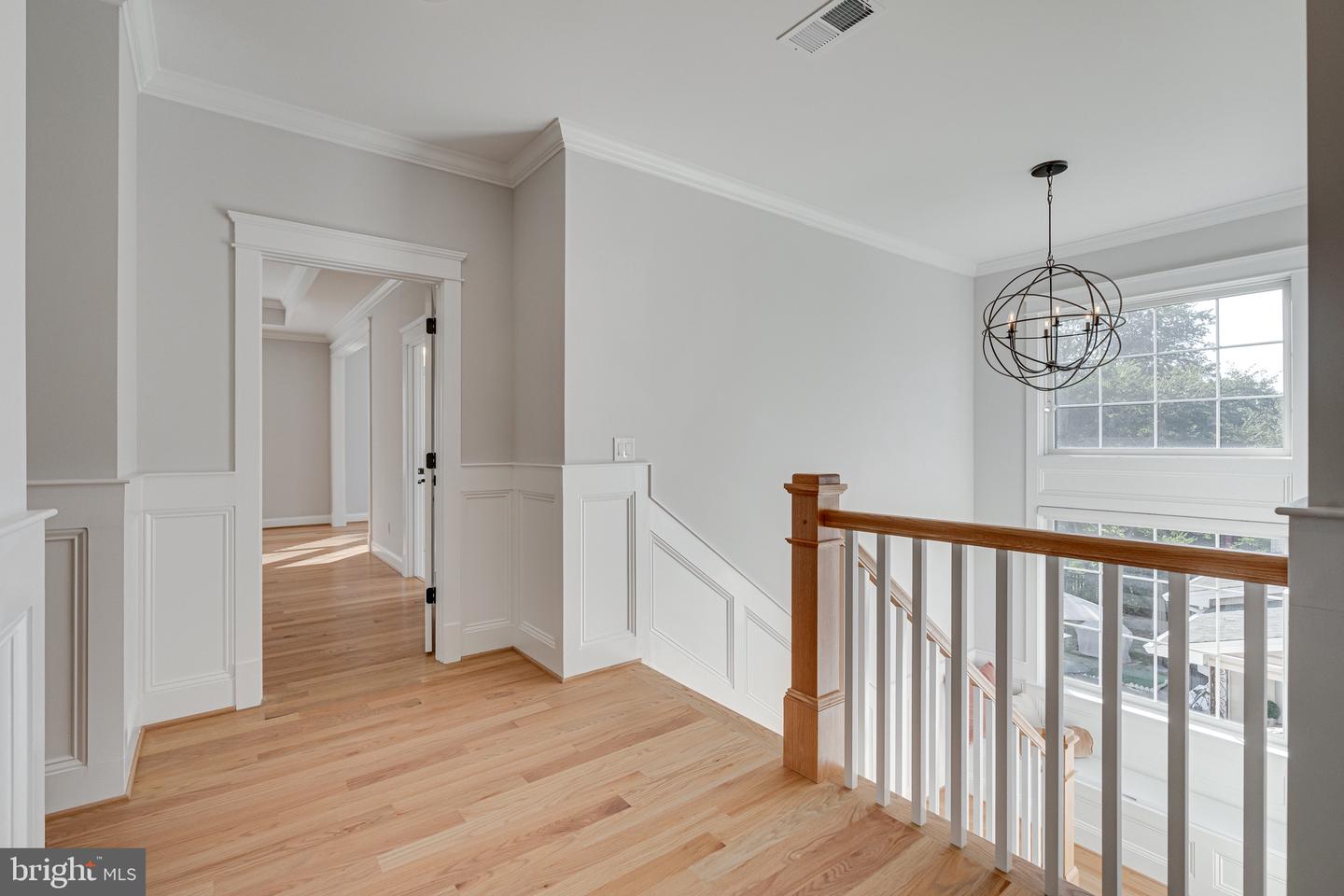 6501 DIVINE ST, MCLEAN, Virginia 22101, 7 Bedrooms Bedrooms, ,6 BathroomsBathrooms,Residential,For sale,6501 DIVINE ST,VAFX2261258 MLS # VAFX2261258