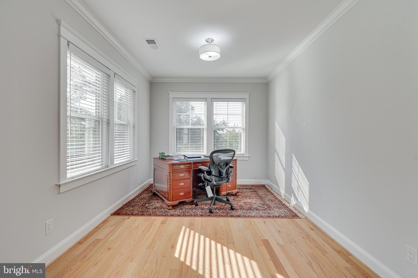 6501 DIVINE ST, MCLEAN, Virginia 22101, 7 Bedrooms Bedrooms, ,6 BathroomsBathrooms,Residential,For sale,6501 DIVINE ST,VAFX2261258 MLS # VAFX2261258