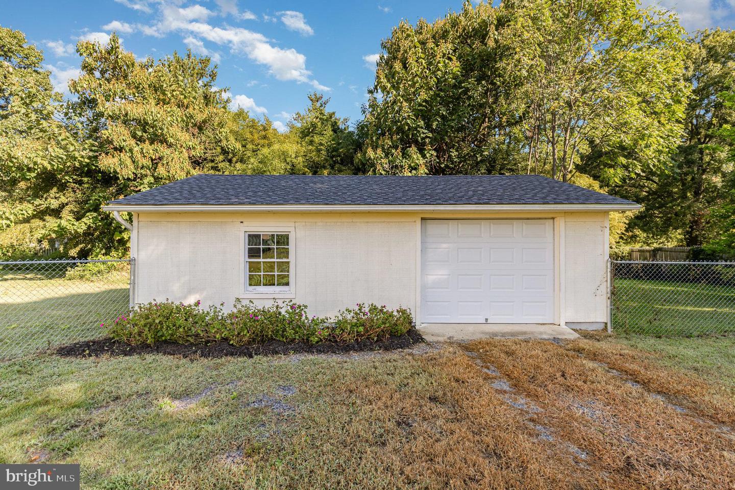 221 CLEARVIEW DR, COLONIAL BEACH, Virginia 22443, 3 Bedrooms Bedrooms, ,2 BathroomsBathrooms,Residential,For sale,221 CLEARVIEW DR,VAWE2009590 MLS # VAWE2009590