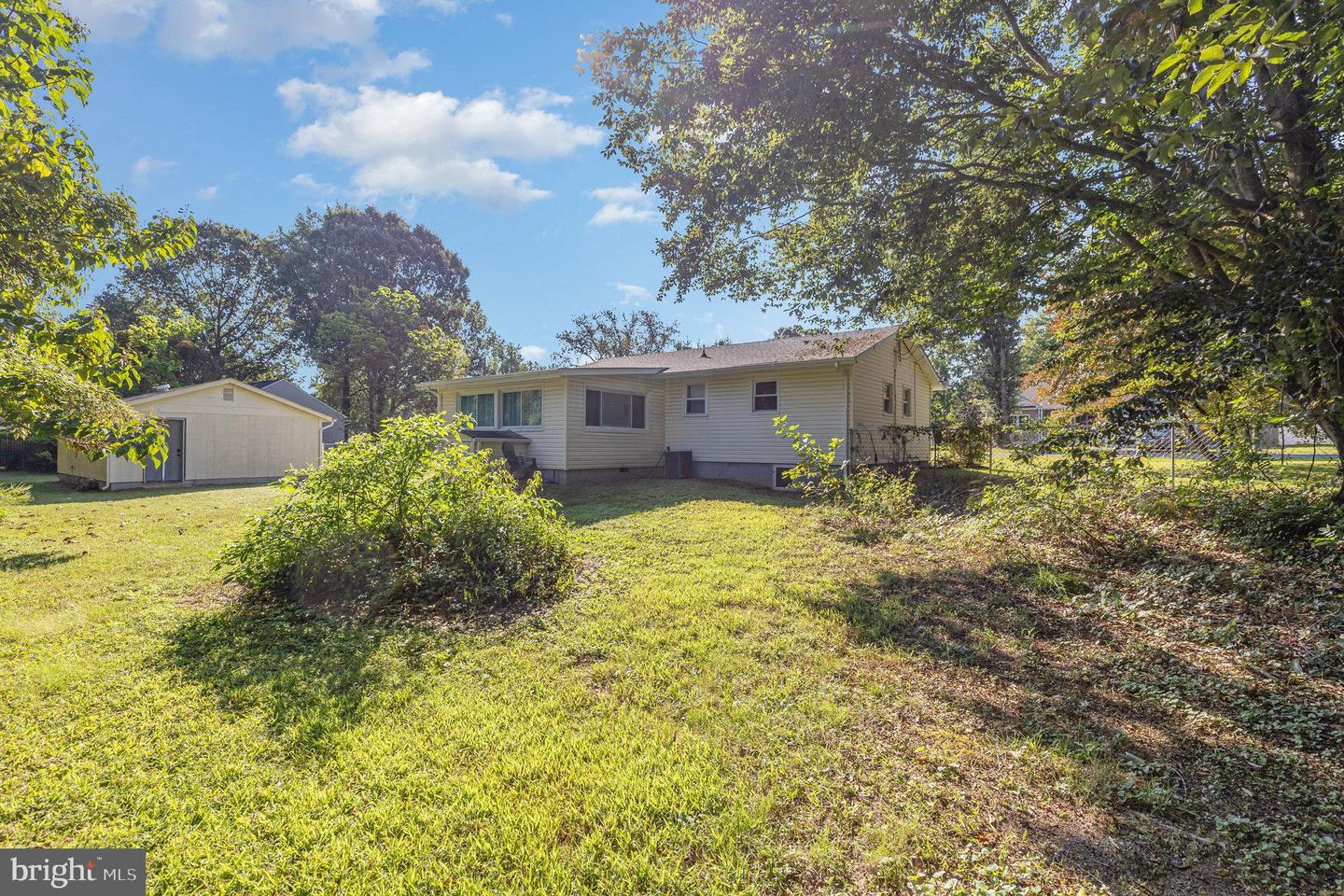 221 CLEARVIEW DR, COLONIAL BEACH, Virginia 22443, 3 Bedrooms Bedrooms, ,2 BathroomsBathrooms,Residential,For sale,221 CLEARVIEW DR,VAWE2009590 MLS # VAWE2009590