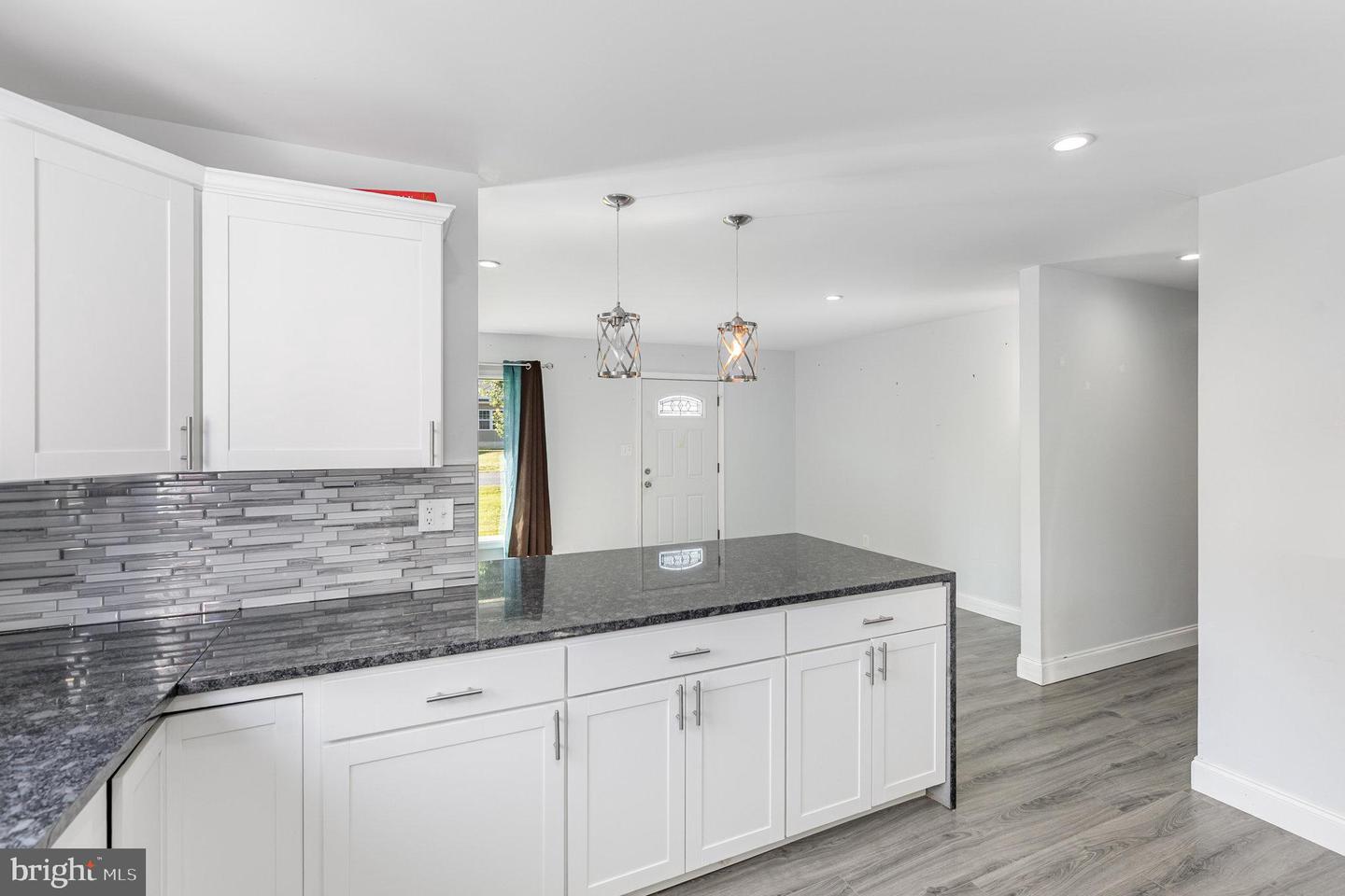 221 CLEARVIEW DR, COLONIAL BEACH, Virginia 22443, 3 Bedrooms Bedrooms, ,2 BathroomsBathrooms,Residential,For sale,221 CLEARVIEW DR,VAWE2009590 MLS # VAWE2009590