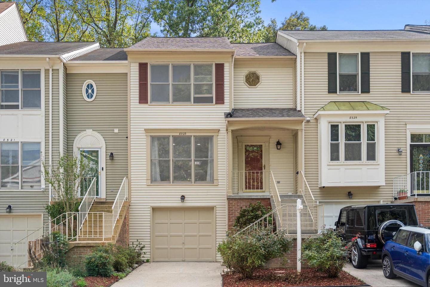 8323 RIDGE CROSSING LN, SPRINGFIELD, Virginia 22152, 3 Bedrooms Bedrooms, ,3 BathroomsBathrooms,Residential,For sale,8323 RIDGE CROSSING LN,VAFX2262522 MLS # VAFX2262522