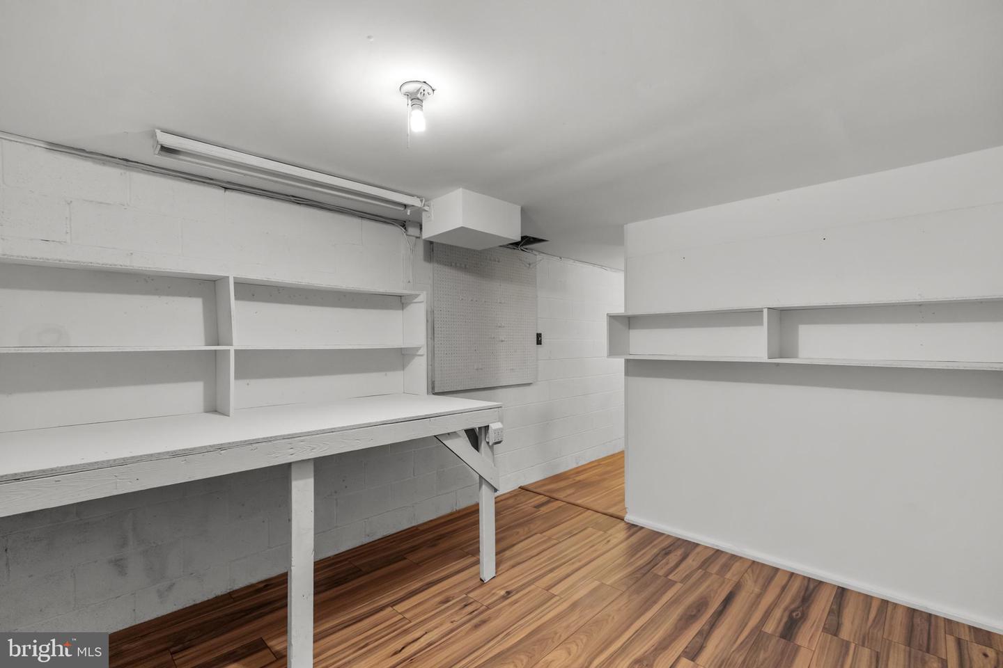 2501 TORON CT, ALEXANDRIA, Virginia 22306, 5 Bedrooms Bedrooms, ,3 BathroomsBathrooms,Residential,For sale,2501 TORON CT,VAFX2262684 MLS # VAFX2262684