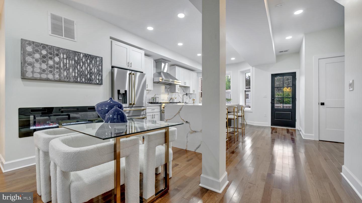 607 K ST NE, WASHINGTON, District Of Columbia 20002, 4 Bedrooms Bedrooms, ,3 BathroomsBathrooms,Residential,For sale,607 K ST NE,DCDC2216456 MLS # DCDC2216456